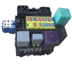 Ford Focus 2° serie  anno dal 2004 al 2011 Centralina fusibili 3M5T-14A067-CA